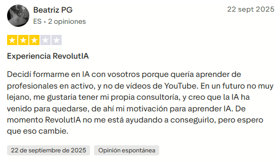 Opinión real de alumno sobre Revolutia IA Pro en Trustpilot